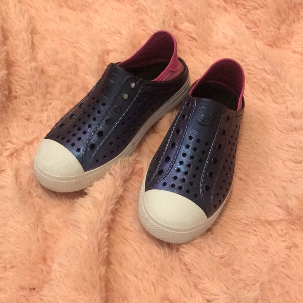 Size 4 shoes